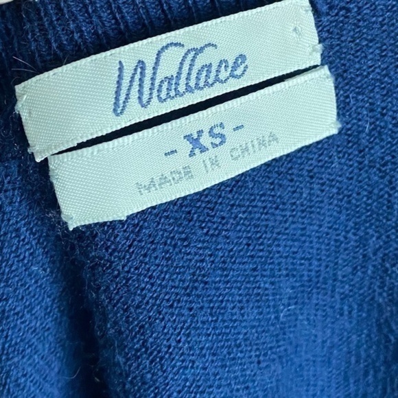Wallace • Navy Blue White Star V Neck Sweater - Picture 5 of 5